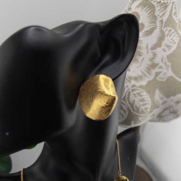 Gold Textured Seashell Statement Earrings – PVD Plated Stainless Steel - Picture 13 of 14